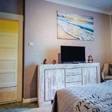 Prázdninový dům With Dog Neupetershain